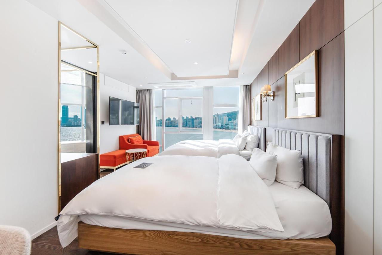 H Avenue Gwanganri Beach Busan Exterior photo
